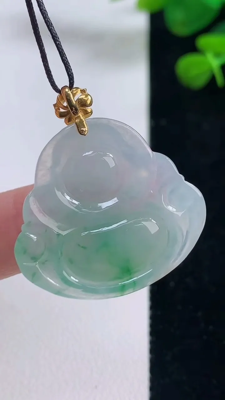 天然A货翡翠佛公吊坠，尺寸27-29.6-5.3，重量:6.20g
8月29日