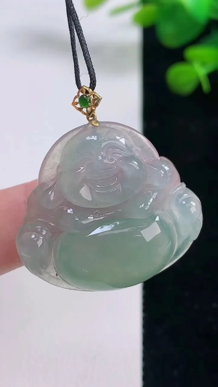 天然A货翡翠佛公吊坠，尺寸28.3-31-5.8，重量:7.49g
8月29日