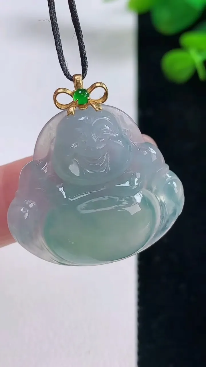 天然A货翡翠佛公吊坠，尺寸27-29.3-6，重量:6.98g
8月29日