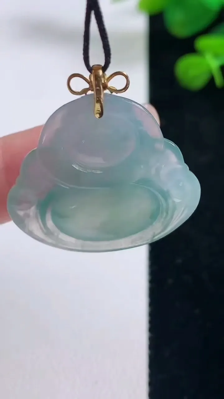 天然A货翡翠佛公吊坠，尺寸27-29.3-6，重量:6.98g
8月29日