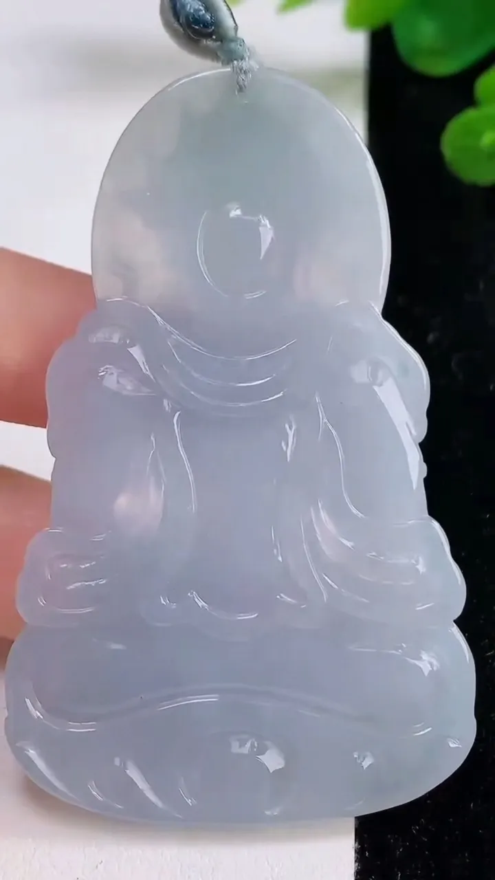 天然A货翡翠冰种紫罗兰度母观音菩萨吊坠，尺寸69.7-43-6，重量:33.78g
8月30日