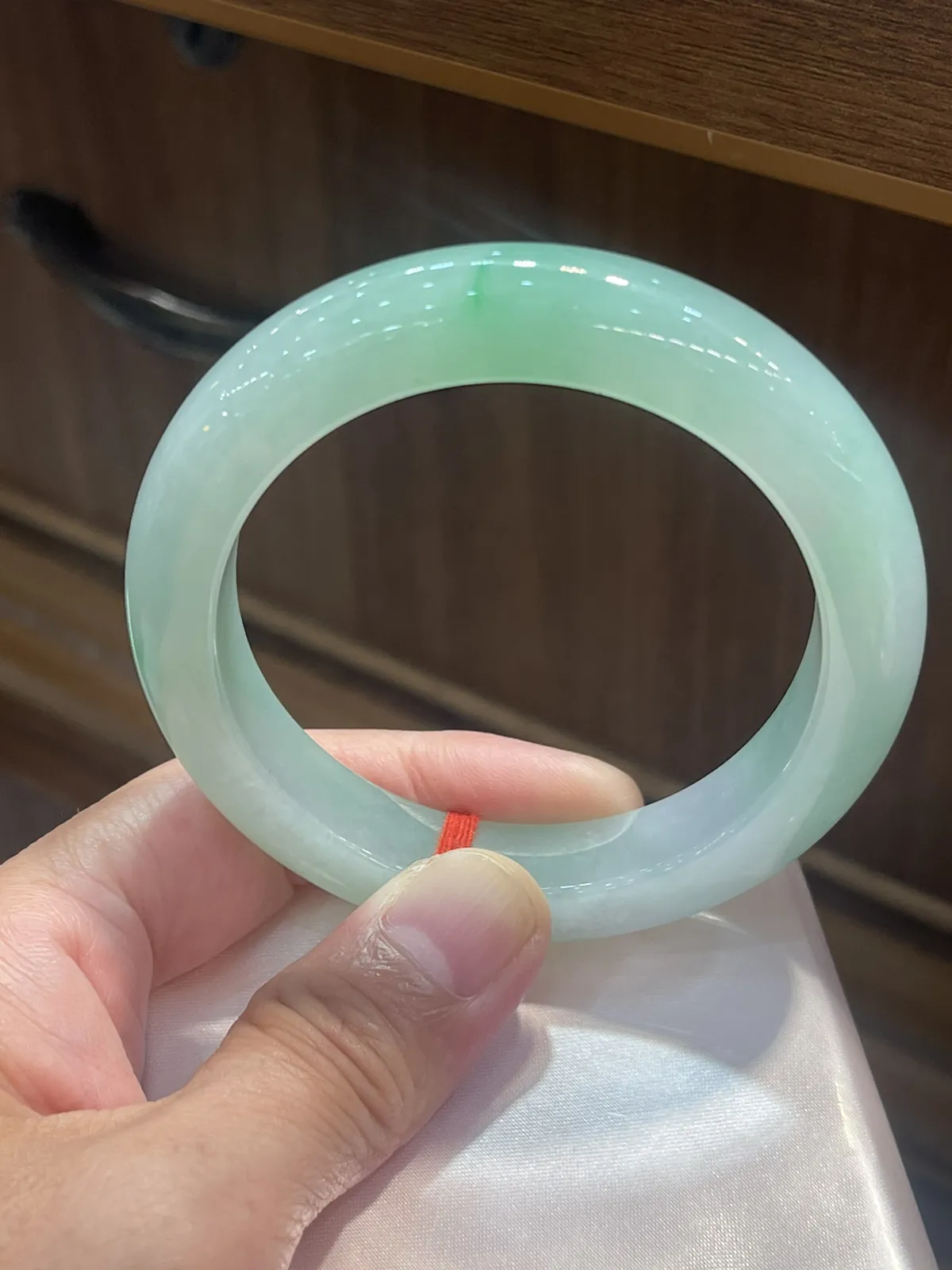 缅甸翡翠A货，正圈大手的福利，圆圆满满，平平安安，上手效果非常棒，
