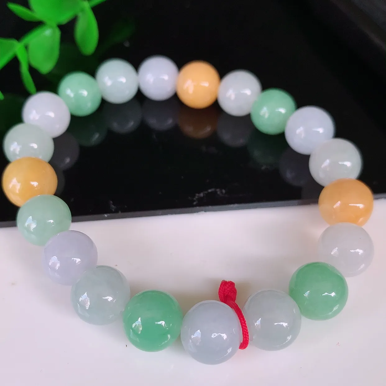 自然光实拍，冰润多宝圆珠翡翠手串手链，种老水足，冰清玉润  颜色漂亮  #46.31取一尺寸10