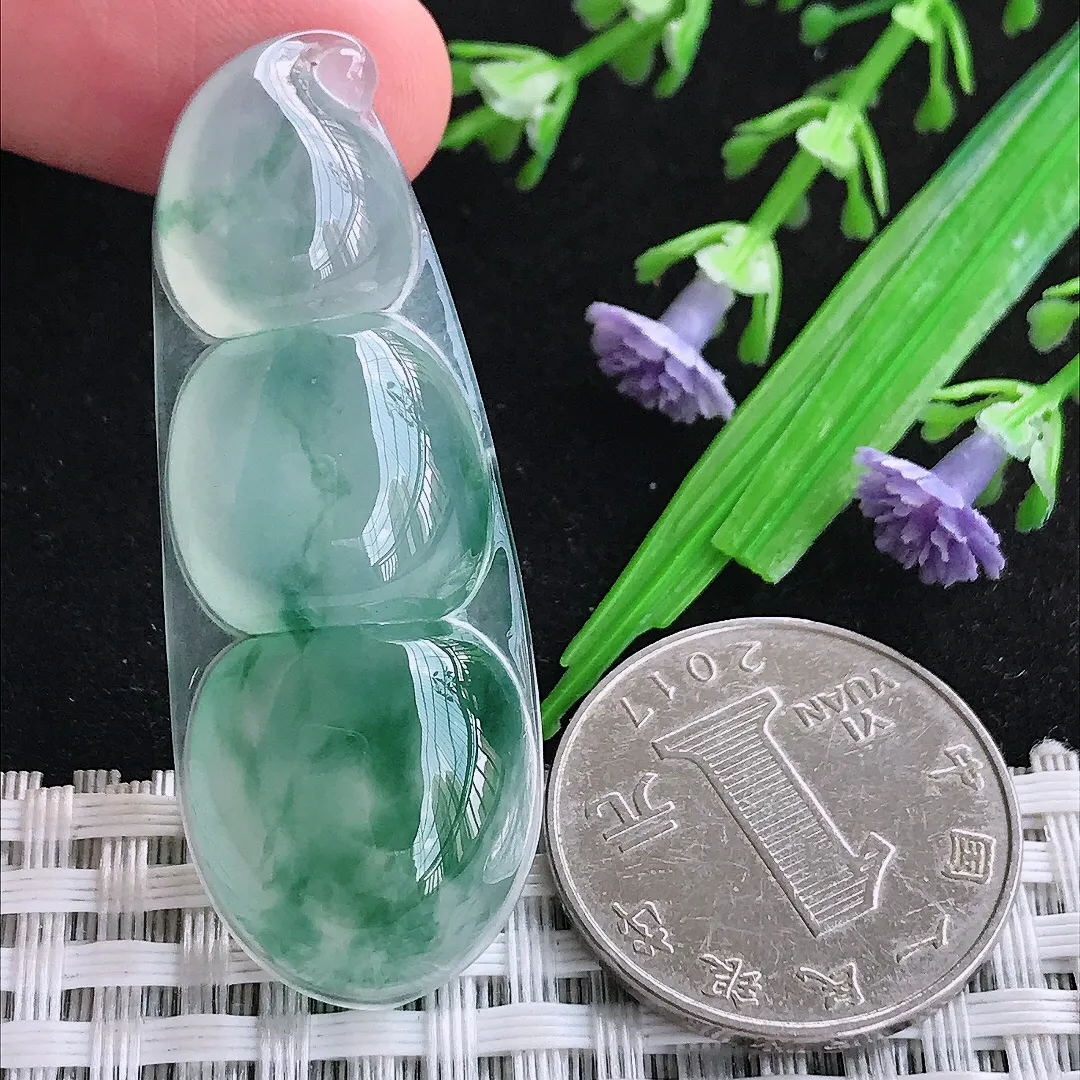 自然光49.2/18.5/6.4老坑冰种果冻胶冰飘花四季豆吊坠翡翠玉坠福豆