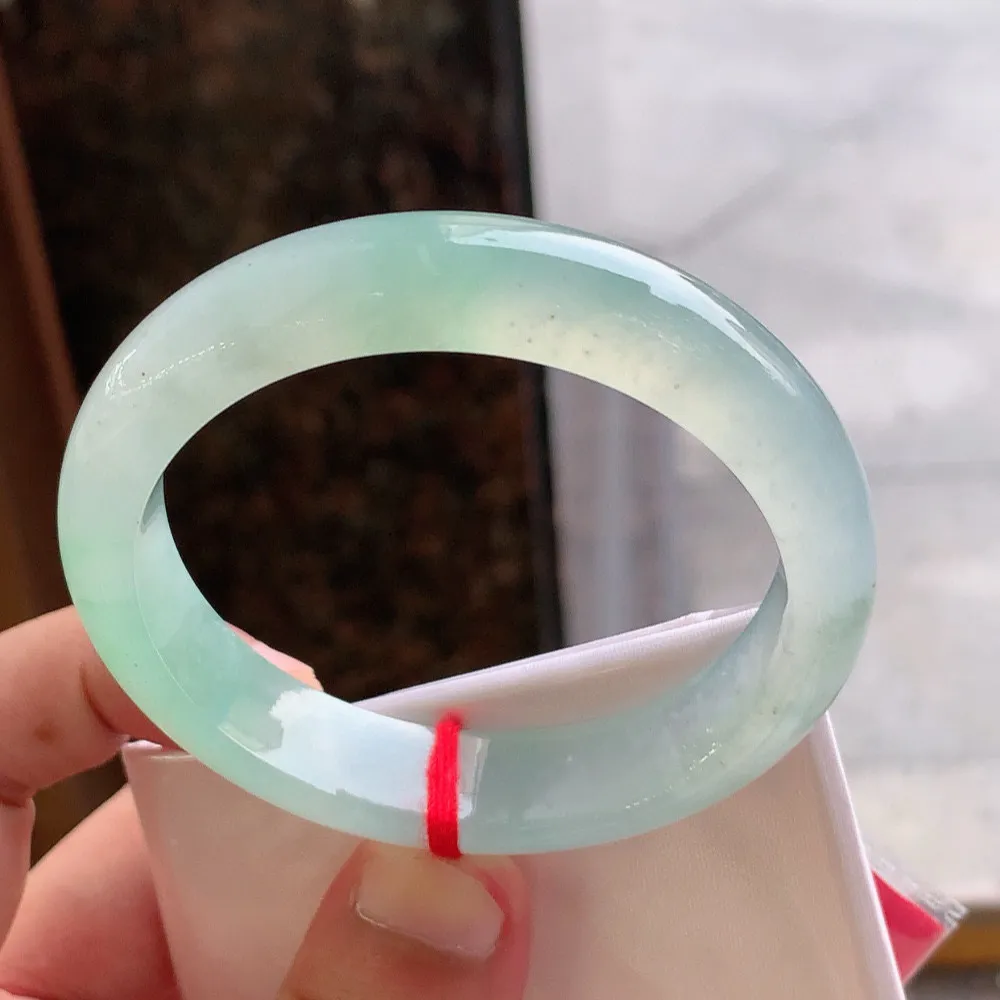 正圈高冰绿 无瑕 尺寸:56.6/12.9/8.2 种色兼备🥰🥰