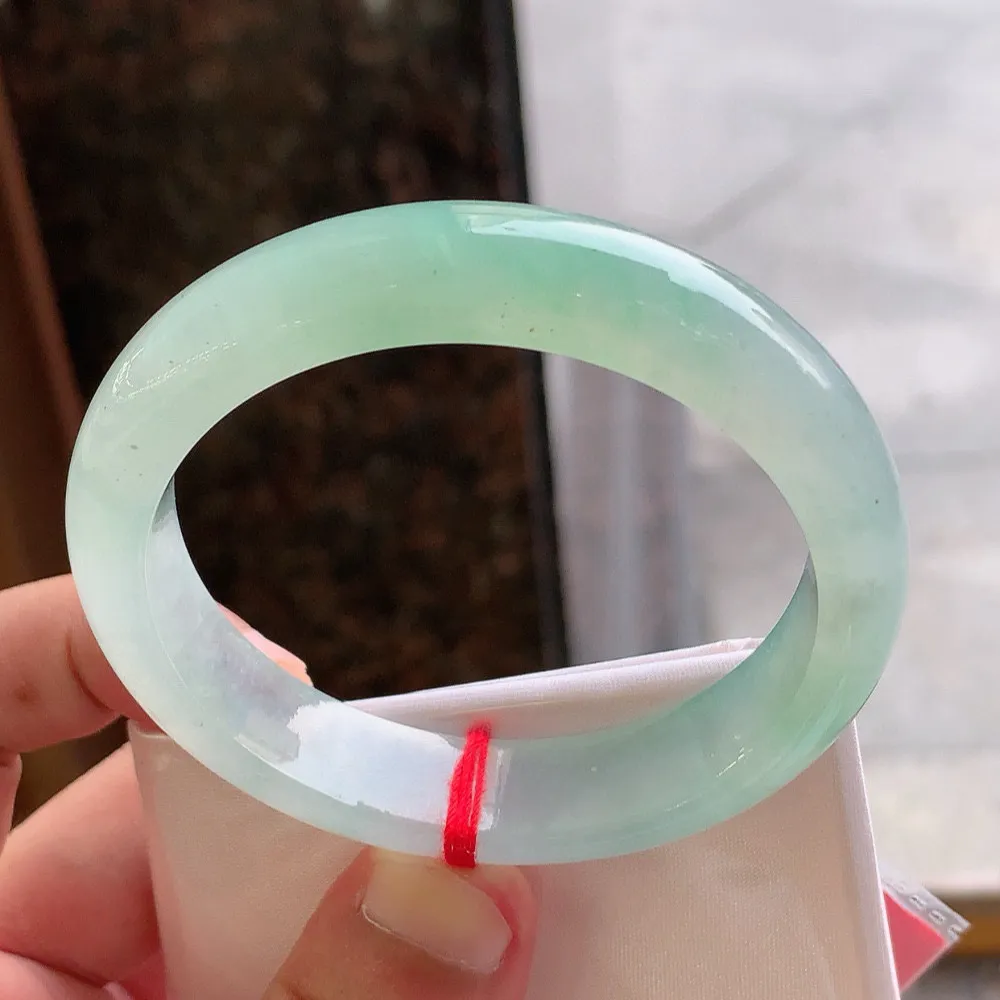 正圈高冰绿 无瑕 尺寸:56.6/12.9/8.2 种色兼备🥰🥰