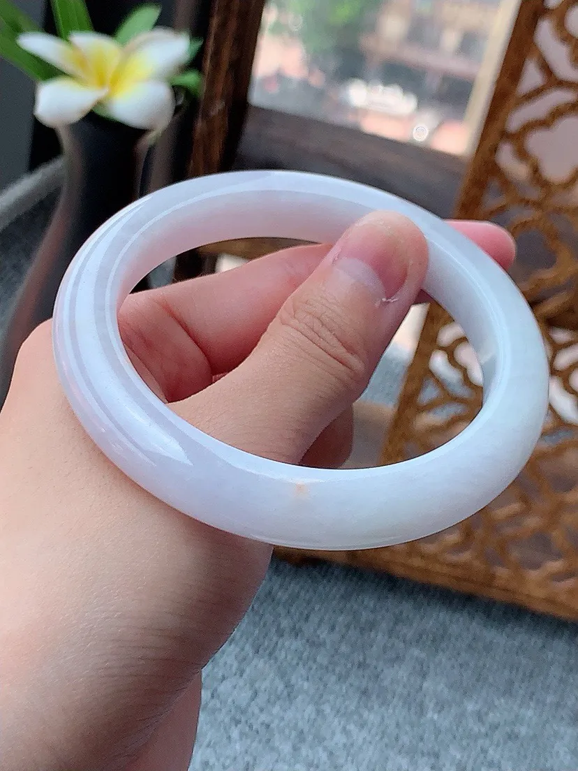 a货翡翠老坑飘黄翡正装正圈手镯59-60大圈口  尺寸59.5×11×9.3mm 重量61.66g 0801