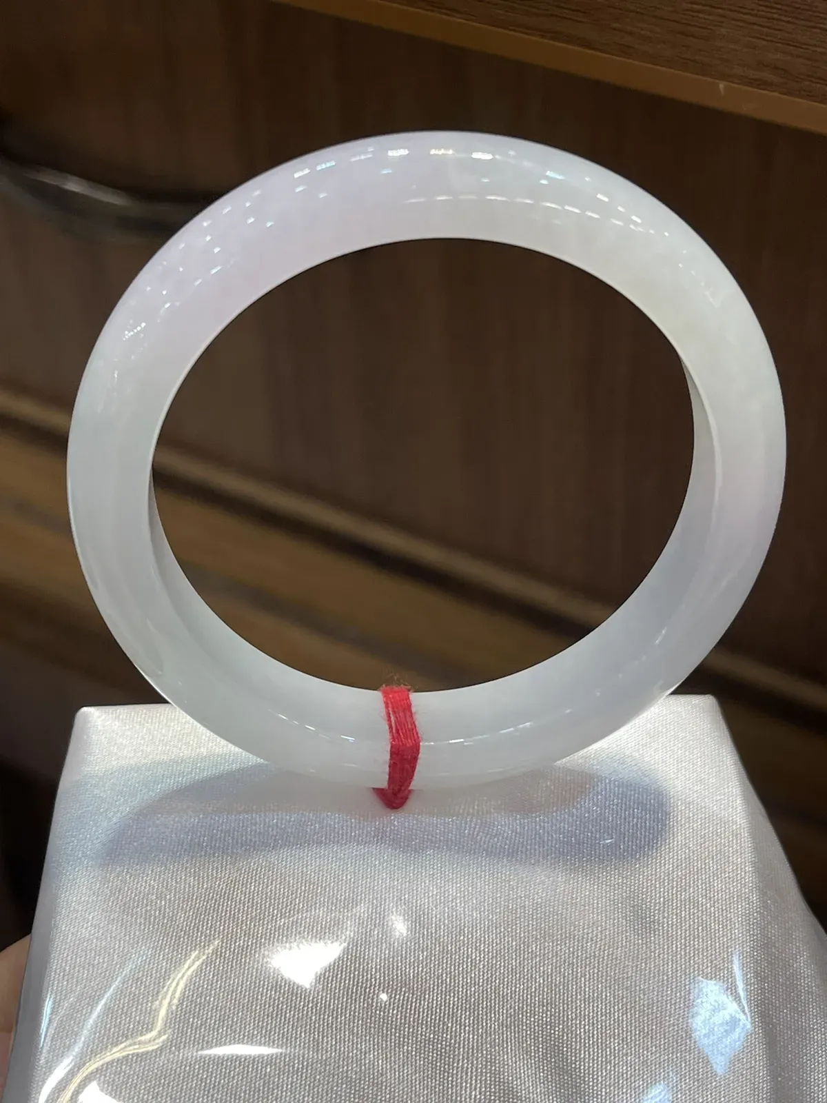 缅甸翡翠A货，正圈手镯，上手效果非常棒，富贵镯，平平安安，健健康康my