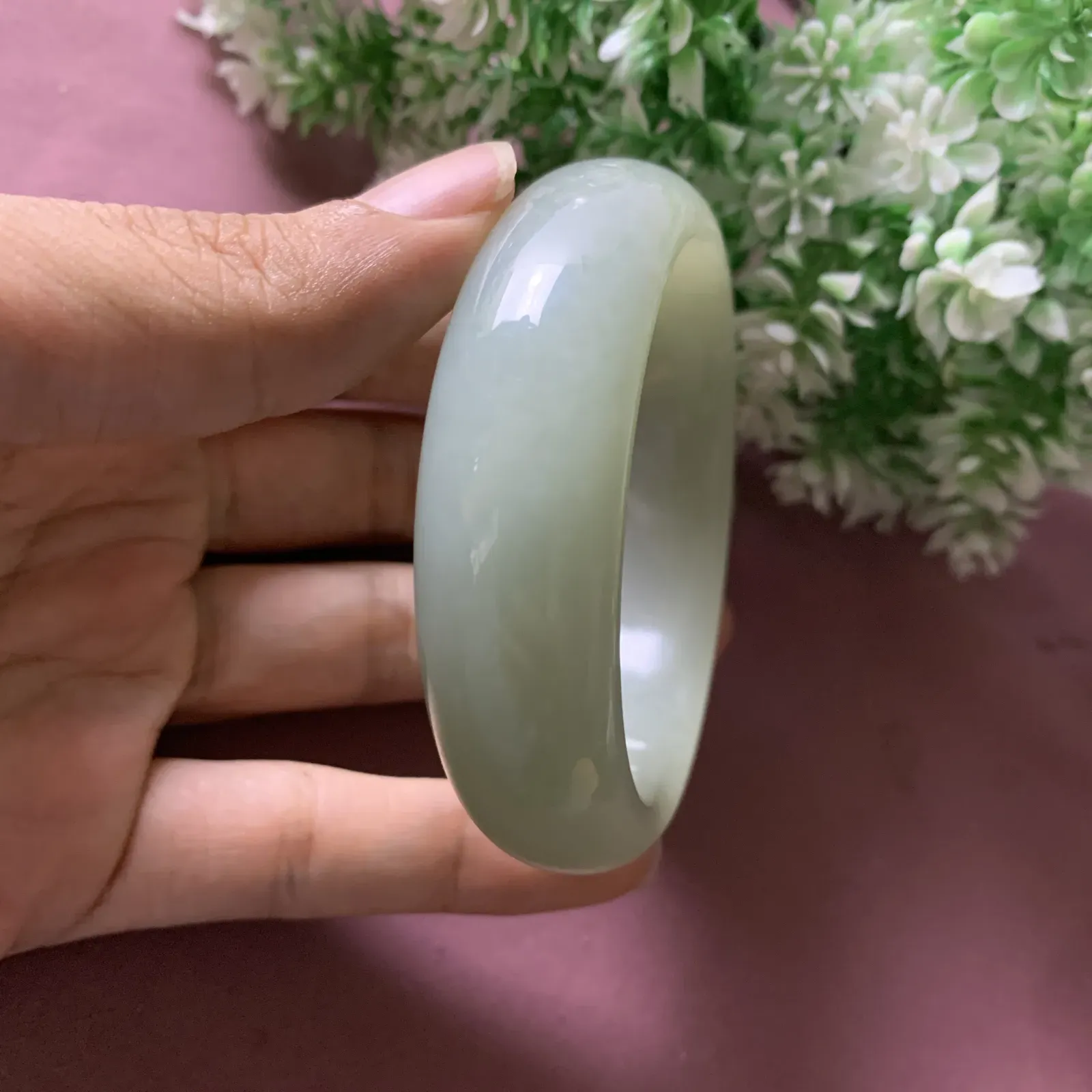 【超低价】和田玉55.8圈口双色翠青手镯，玉质细腻油润 底色纯净 脂粉好，品质好