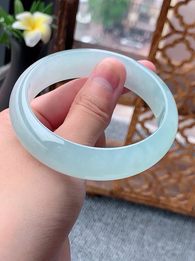 a货翡翠老坑晴水宽边正装正圈手镯57-58圈口  尺寸57.8×15.8×7.5mm 重量64.07g 0803