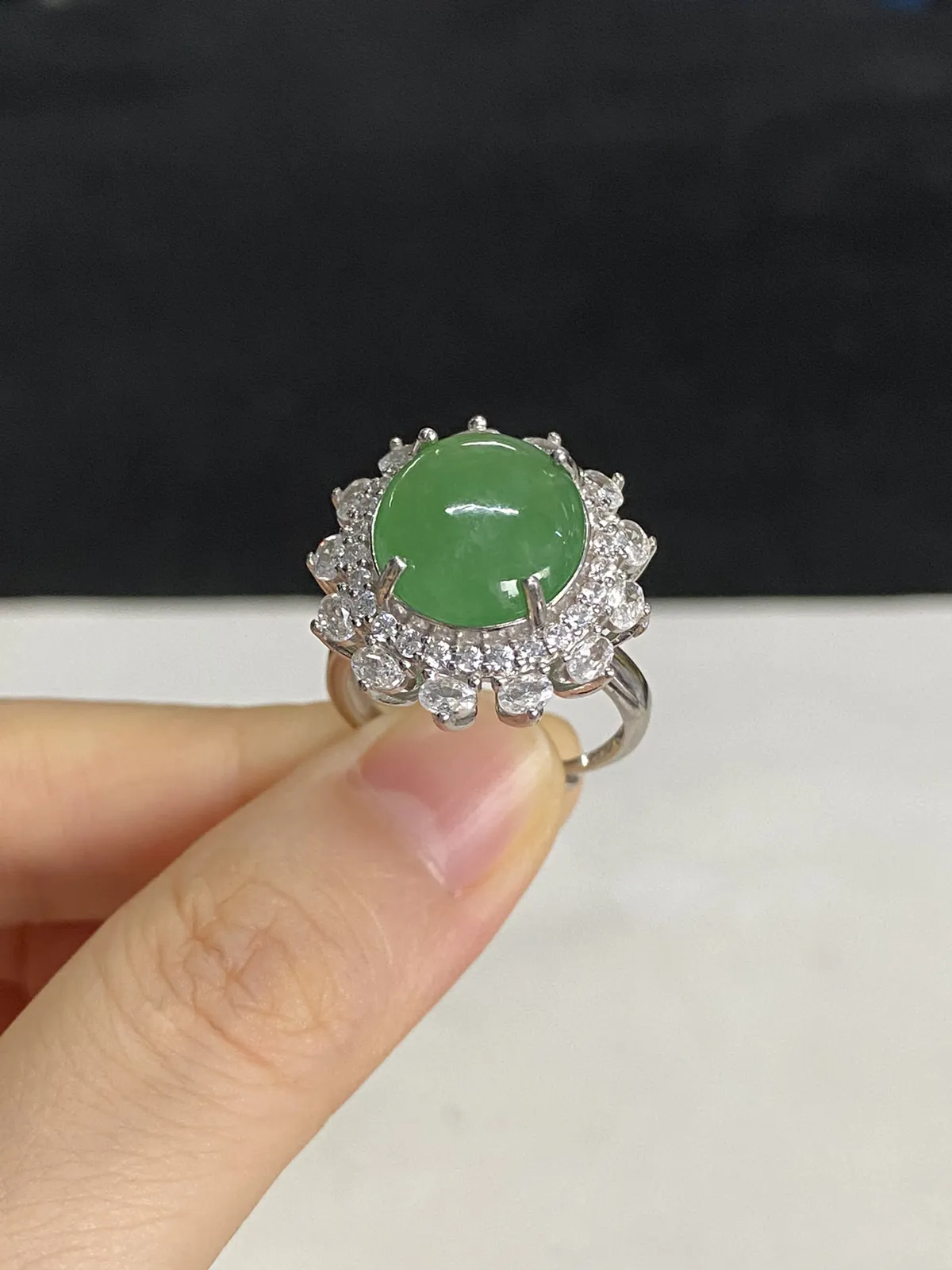 翡翠戒指，印记：S925