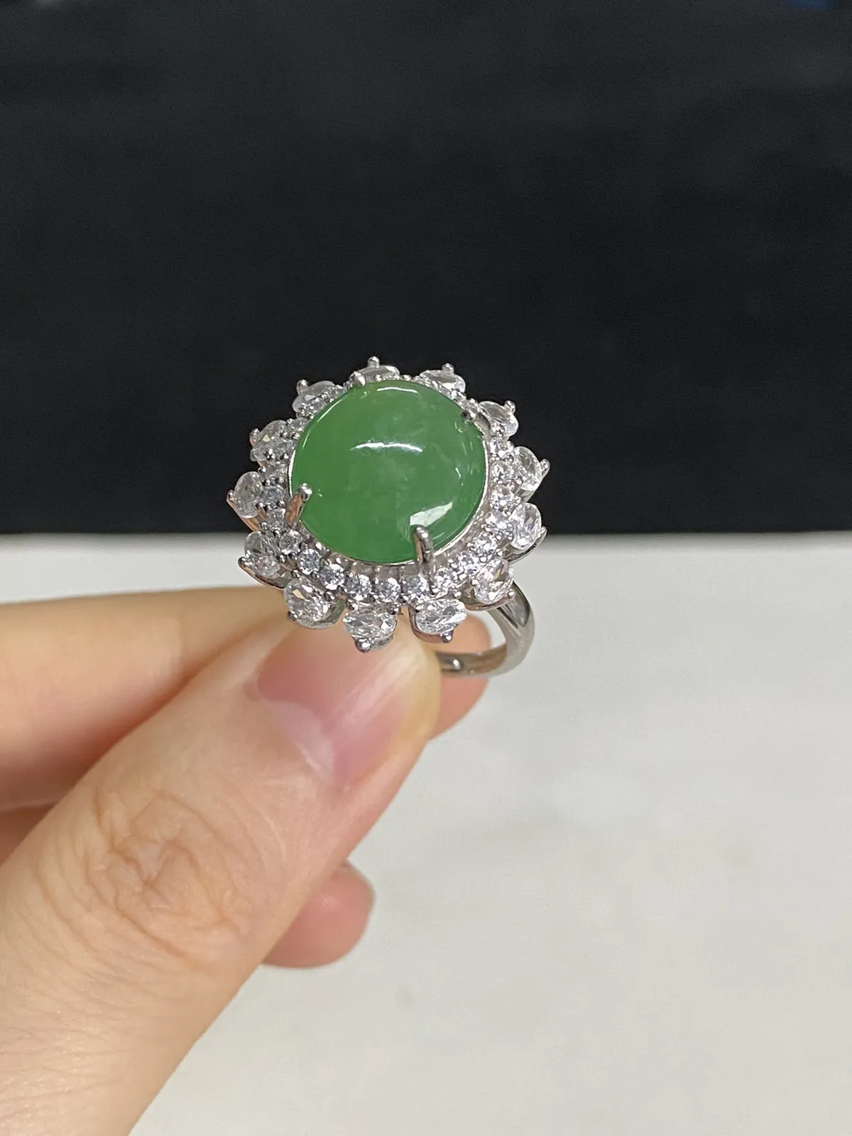 翡翠戒指，印记：S925