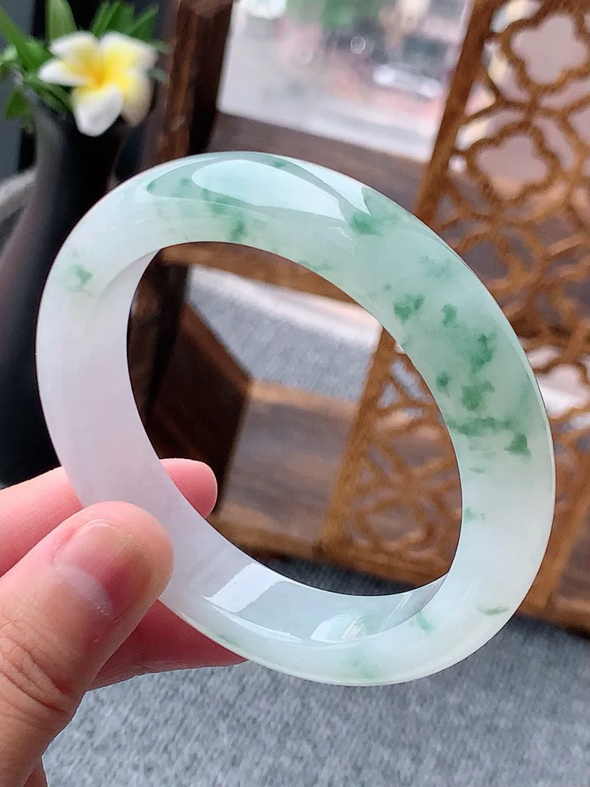 a货翡翠老坑冰种飘花正装正圈手镯56-57圈口 尺寸56×12.6×8.6mm 重量65.10g 0