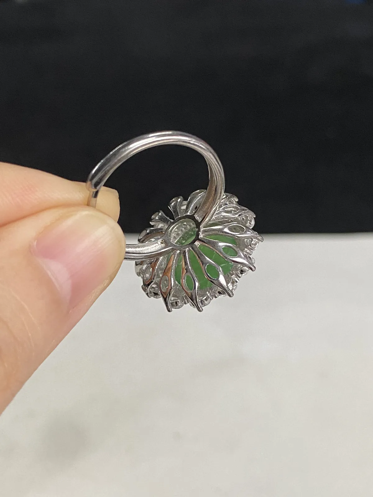 翡翠戒指，印记：S925