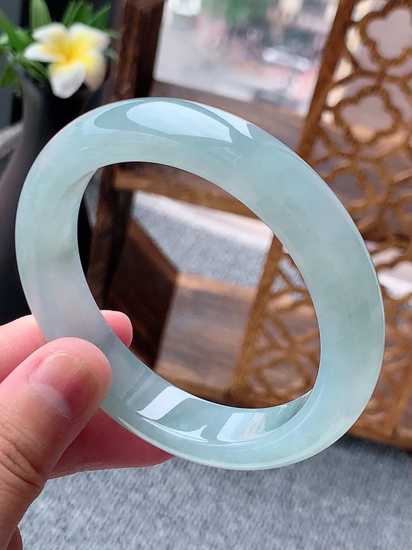a货翡翠老坑晴水正装正圈手镯56-57圈口 尺寸56.8×12.3×8.8mm 重量64.40g 0803