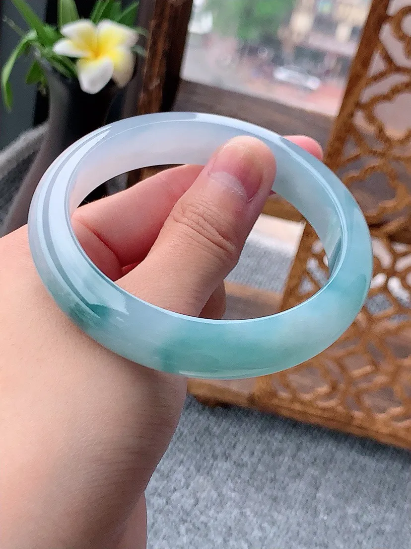 a货翡翠老坑冰种飘花正装正圈手镯59-60大圈口 尺寸59.3×13×8.3mm 重量63.77g 0803