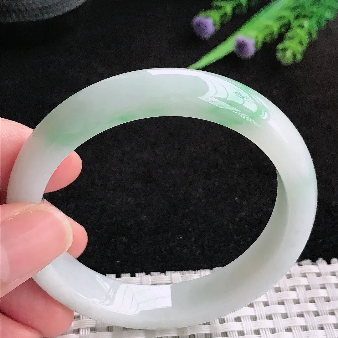 自然光54.5/12.1/7.7老坑秀气冰润飘花手镯翡翠玉镯百搭