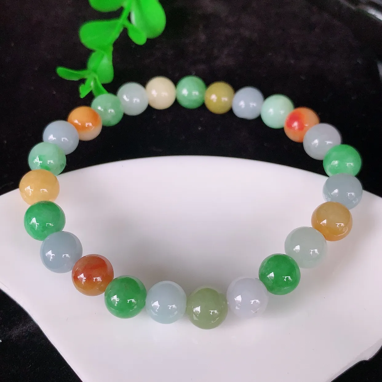 自然光实拍，冰润多宝翡翠手链手串，水润秀气，料子细腻，清爽，高档大气，自戴送礼佳品！#46.5取一尺寸7.7mm