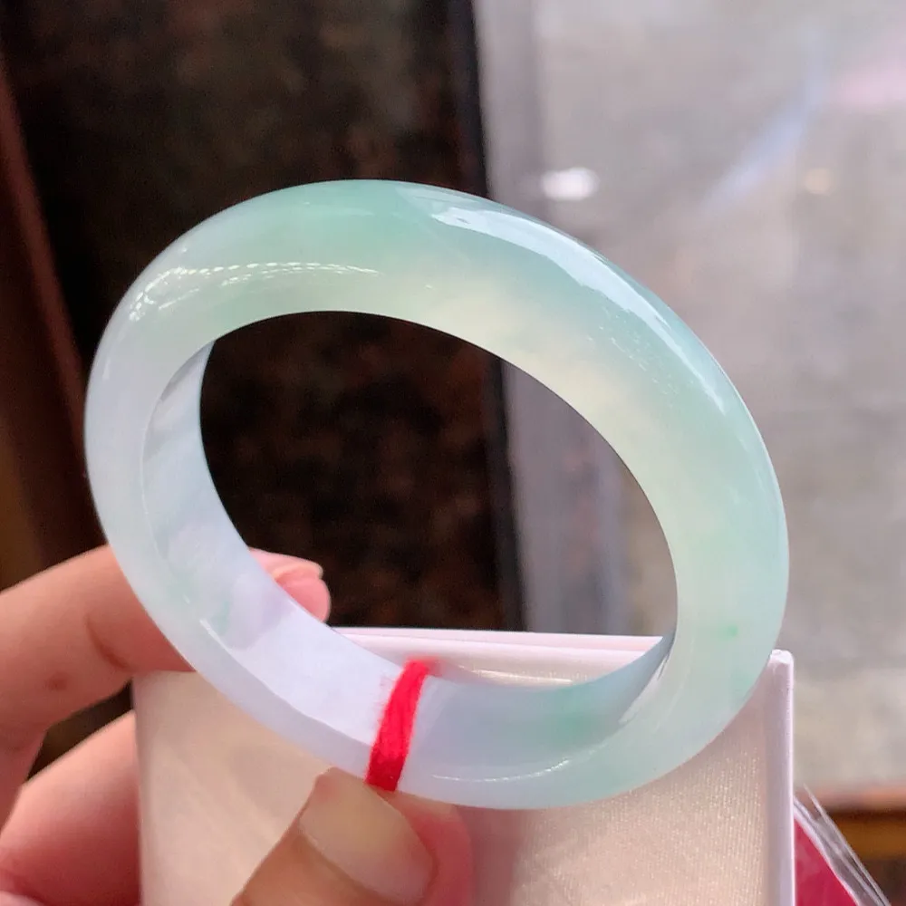 正圈冰玻绿花 无瑕 尺寸:50.1/12.9/8.2 种色俱佳
