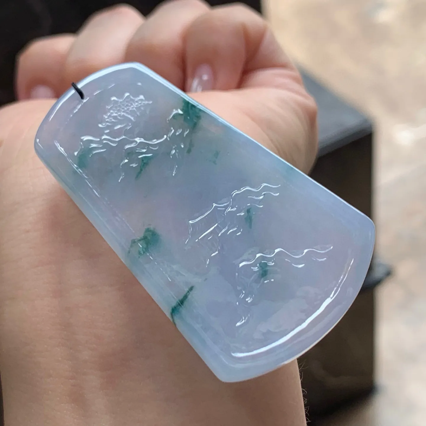 淡春飘花山水牌
底色漂亮～