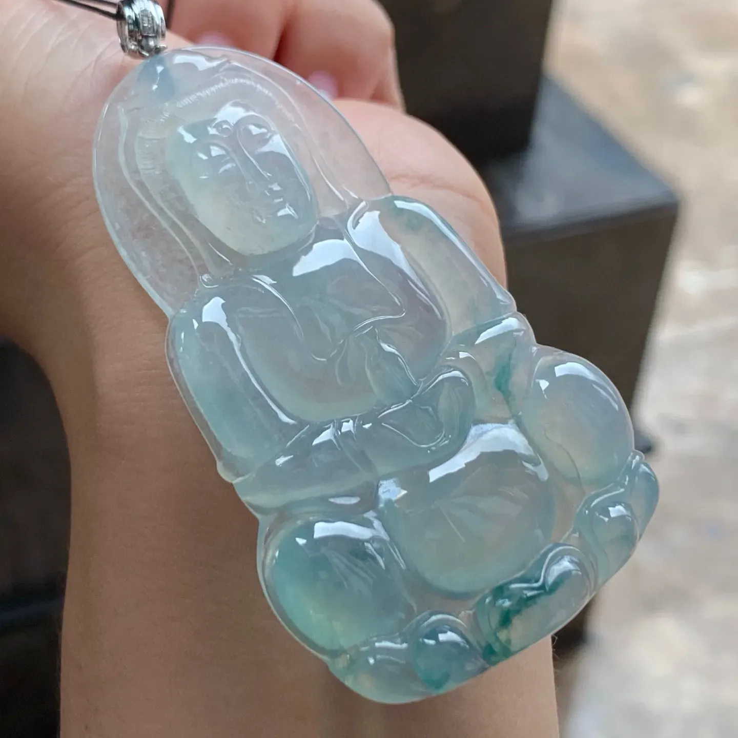 冰种飘花观音
 佩戴大气～