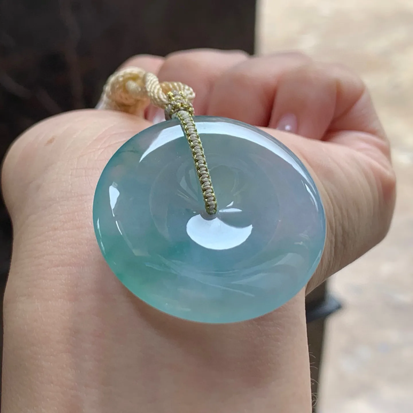 糯冰平安扣
种水优秀，平安顺遂