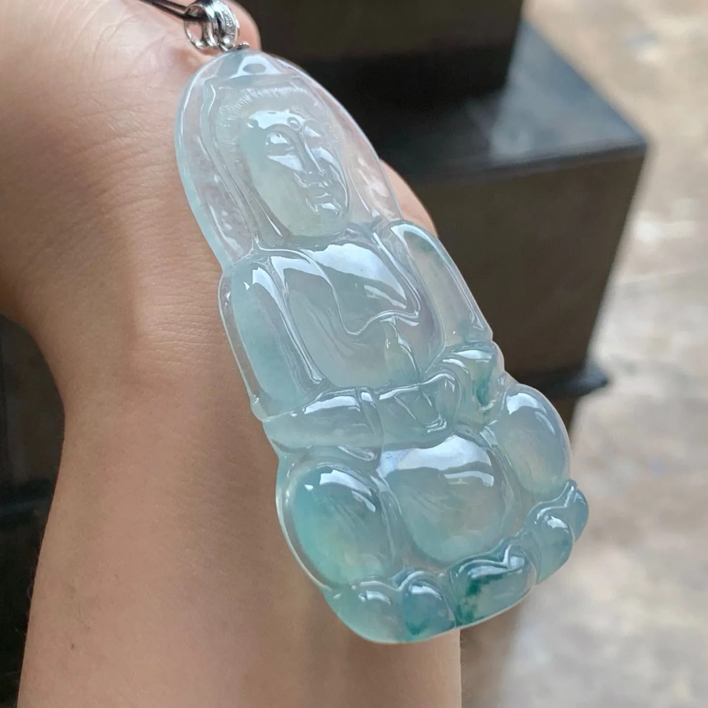 冰种飘花观音
 佩戴大气～