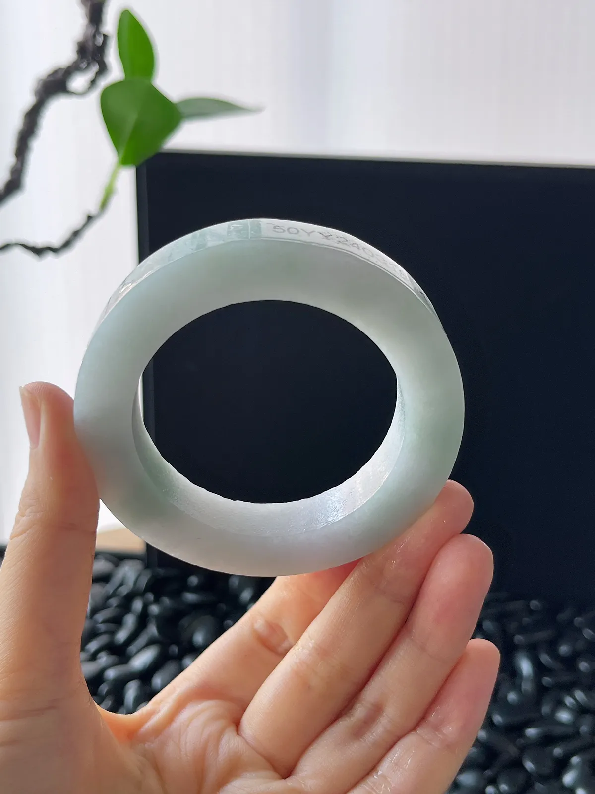翡翠毛胚，⭕️正圈最大做52，圆条最大做48；最小做49
