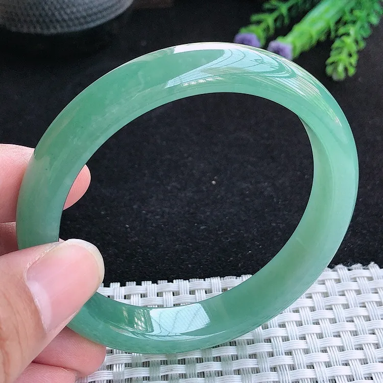 自然光59/12.1/7.8老坑冰胶水灵满色油绿手镯翡翠玉镯百搭