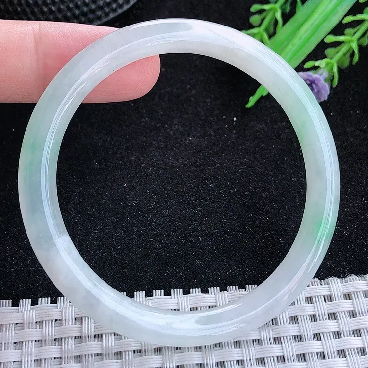 自然光53.5/6.5/7.3老坑冰胶水灵飘绿细条圆条手镯翡翠玉镯百搭