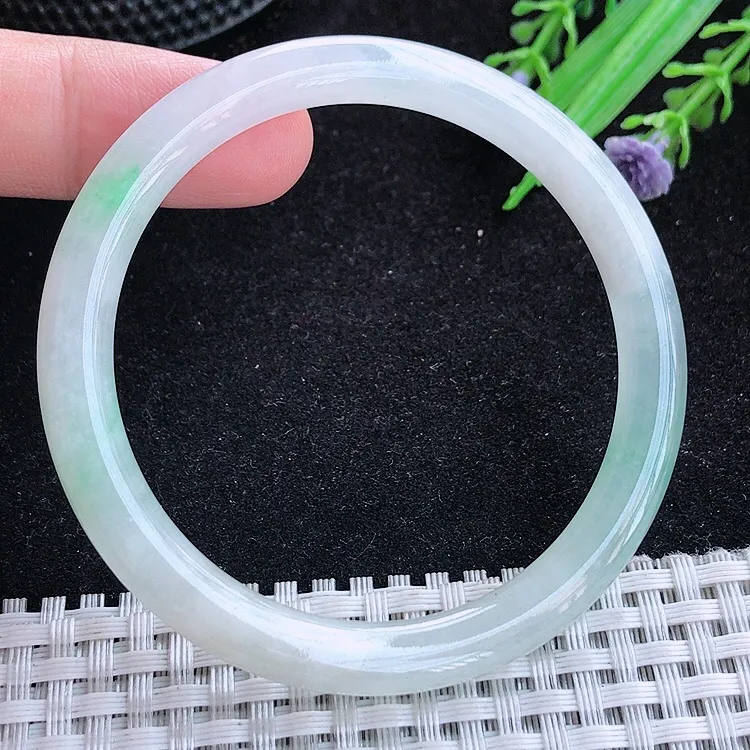 自然光53.5/6.5/7.3老坑冰胶水灵飘绿细条圆条手镯翡翠玉镯百搭