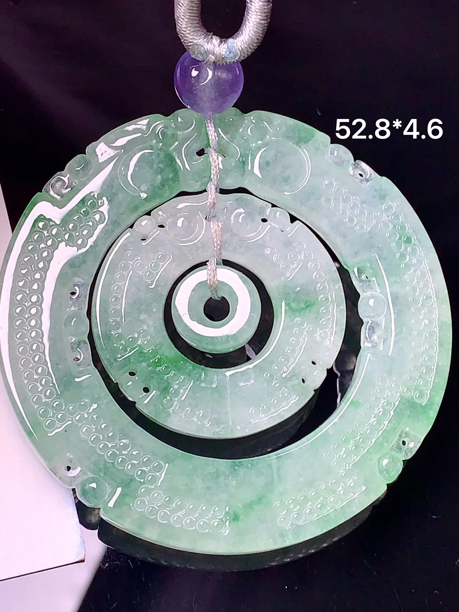 飘绿仿古子母扣吊坠 玉质细腻 色泽清新艳丽 整体尺寸52.8*4.6