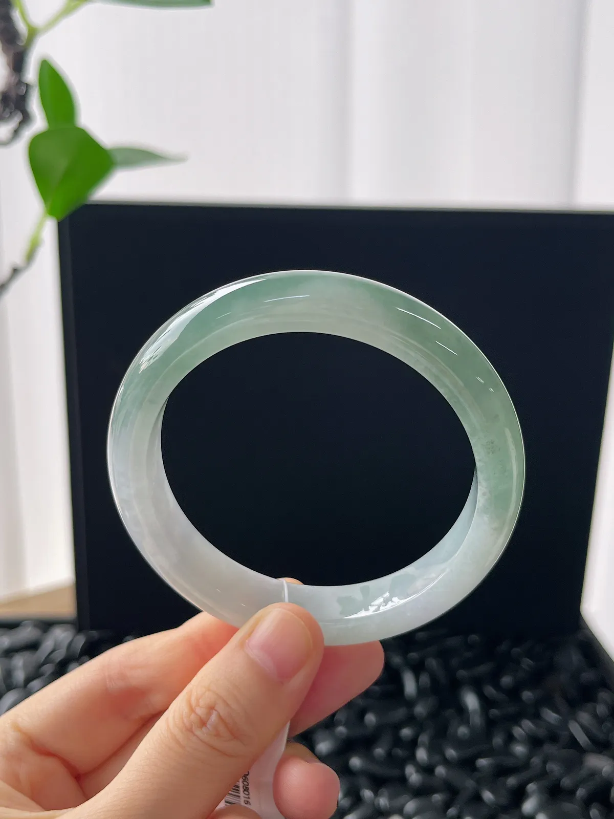 正圈56圈口，翡翠糯化种灰绿色手镯