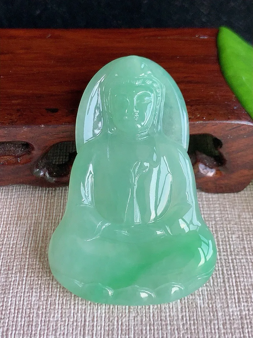 a货翡翠老坑冰种满绿一刀切观音吊坠 尺寸55×36.6×5mm 重量18.09g 0810
