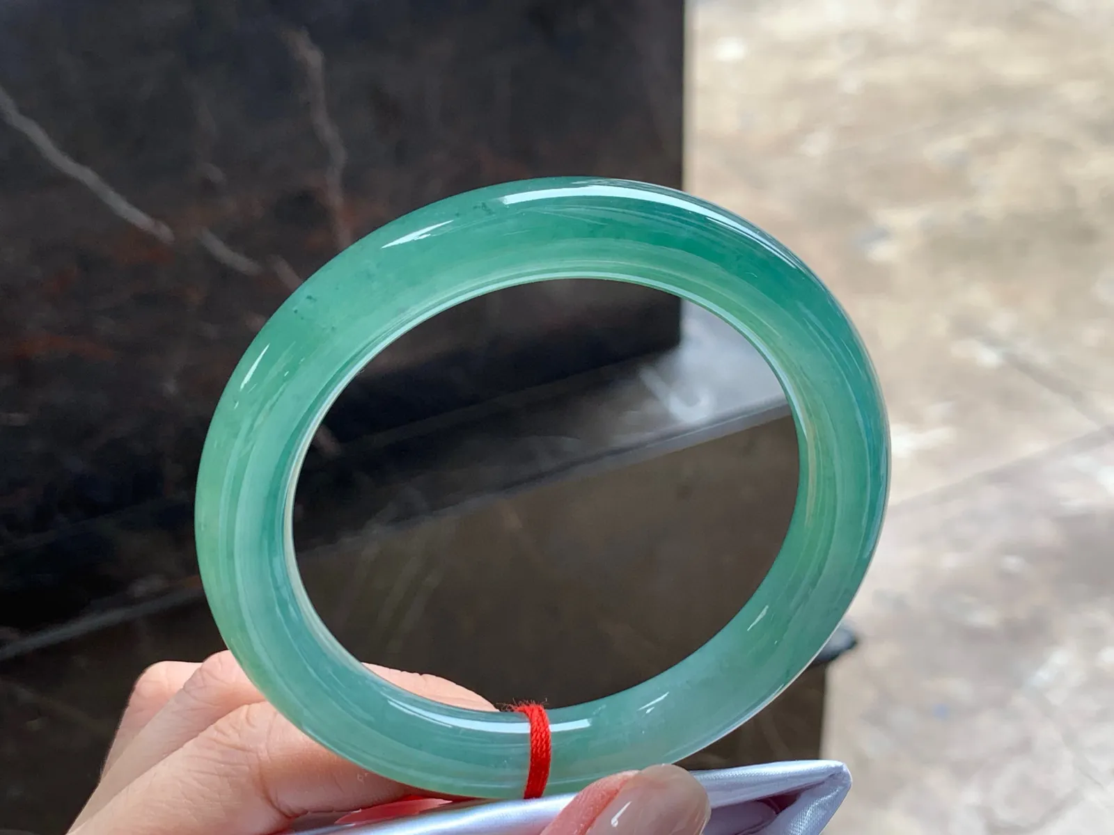 冰种油青福镯
种好59/10.6mm