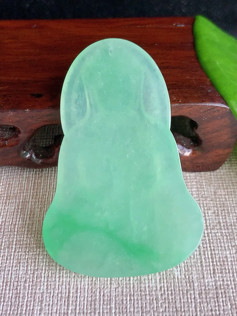 a货翡翠老坑冰种满绿一刀切观音吊坠 尺寸55×36.6×5mm 重量18.09g 0810
