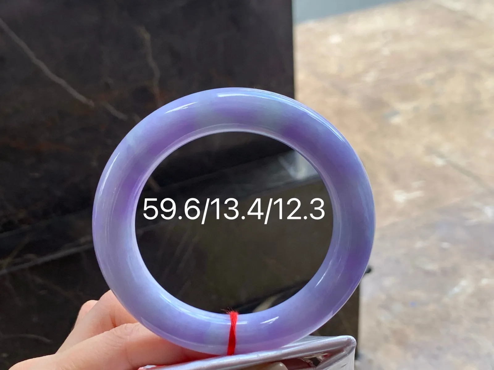 紫罗兰福镯
颜色漂亮 59.6/13.4/12.3mm
