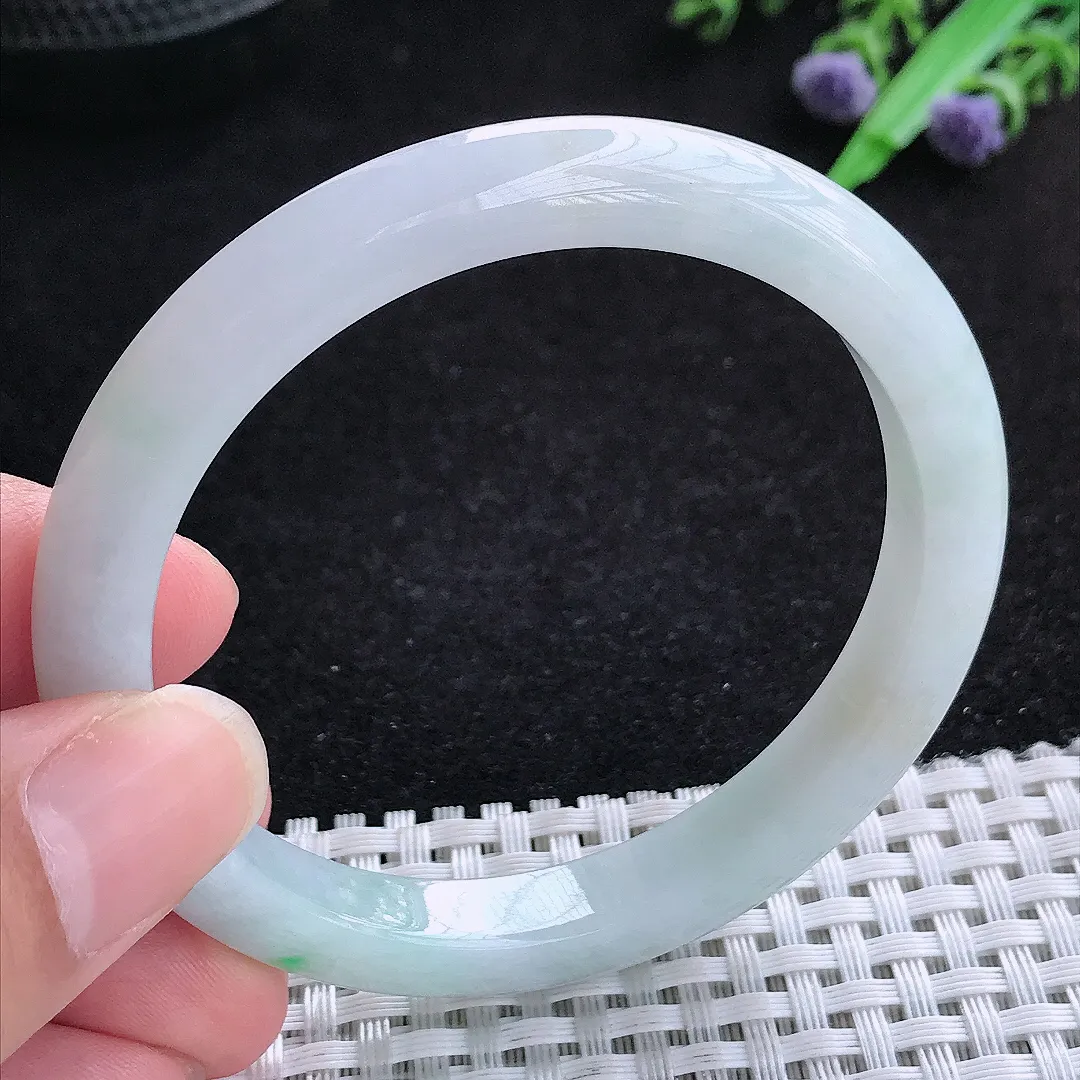 自然光55/8.8/7.6老坑精美冰润飘阳绿细条手镯翡翠玉镯女款百搭