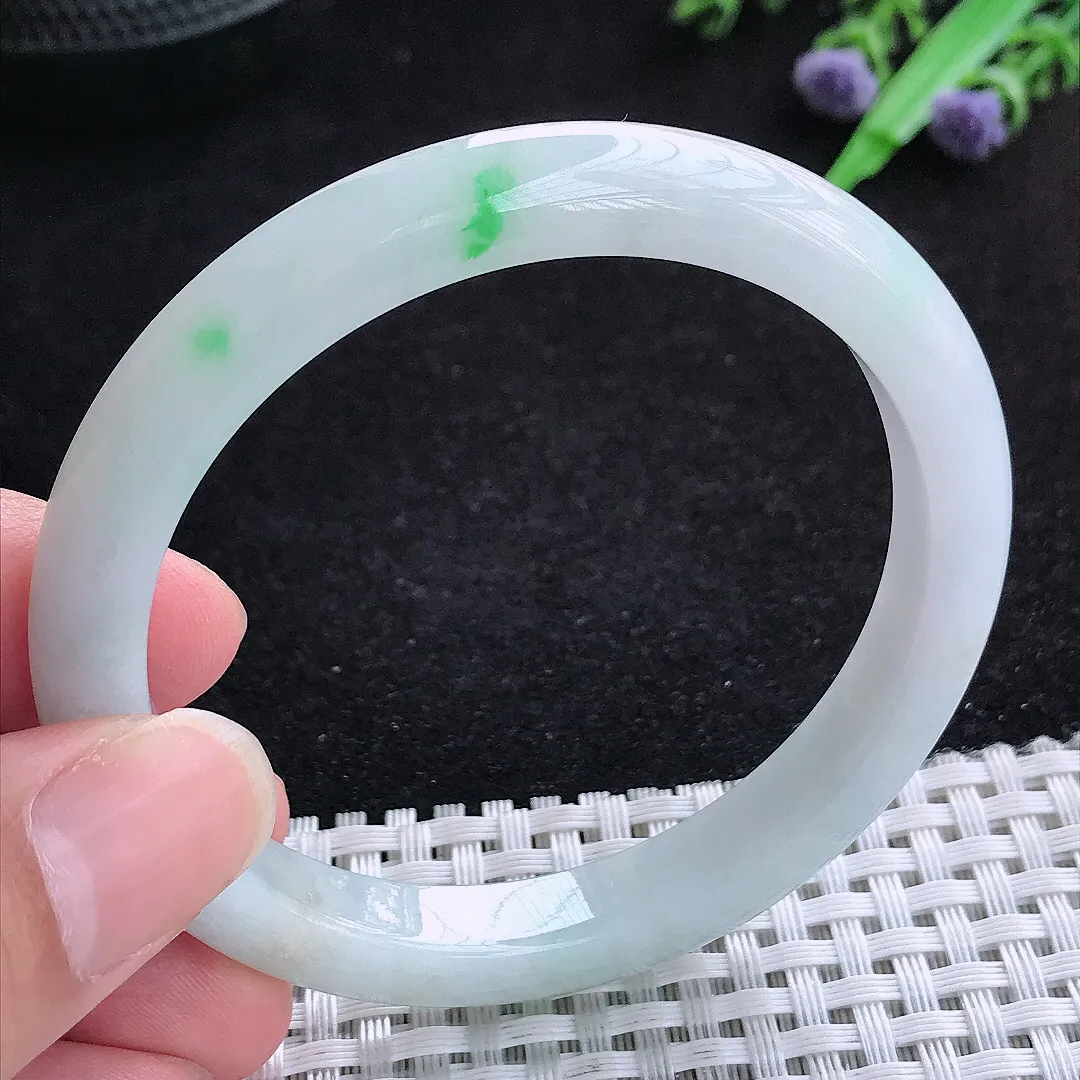 自然光55/8.8/7.6老坑精美冰润飘阳绿细条手镯翡翠玉镯女款百搭
