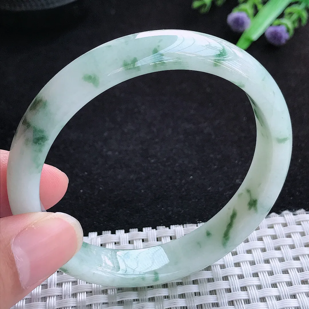 自然光58/12/7老坑精美温润飘花手镯翡翠玉镯女款百搭