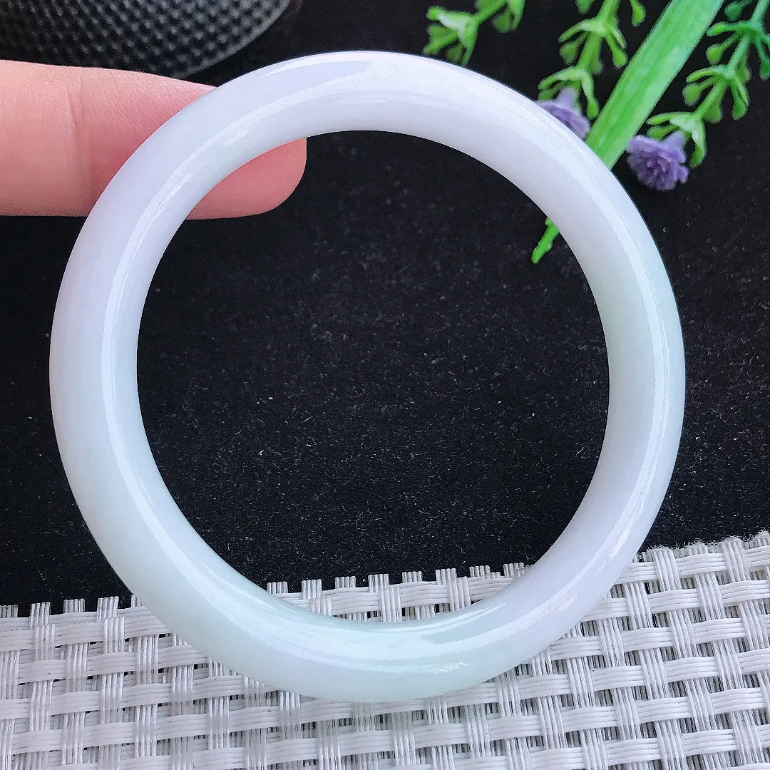 自然光56/8.3/8.8老坑秀气冰润白月光圆条手镯翡翠玉镯女款百搭