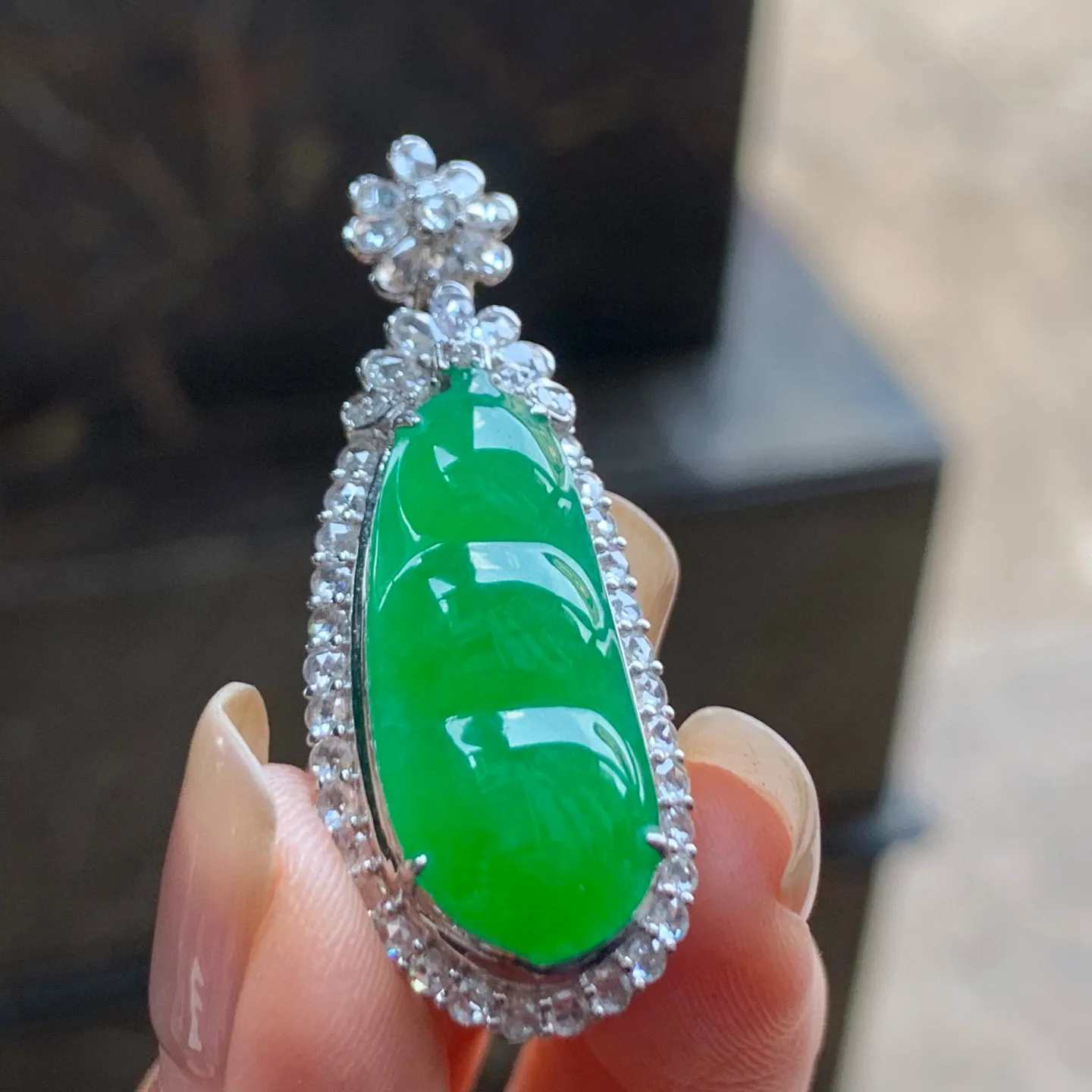 冰阳绿福豆
色阳 真金镶嵌