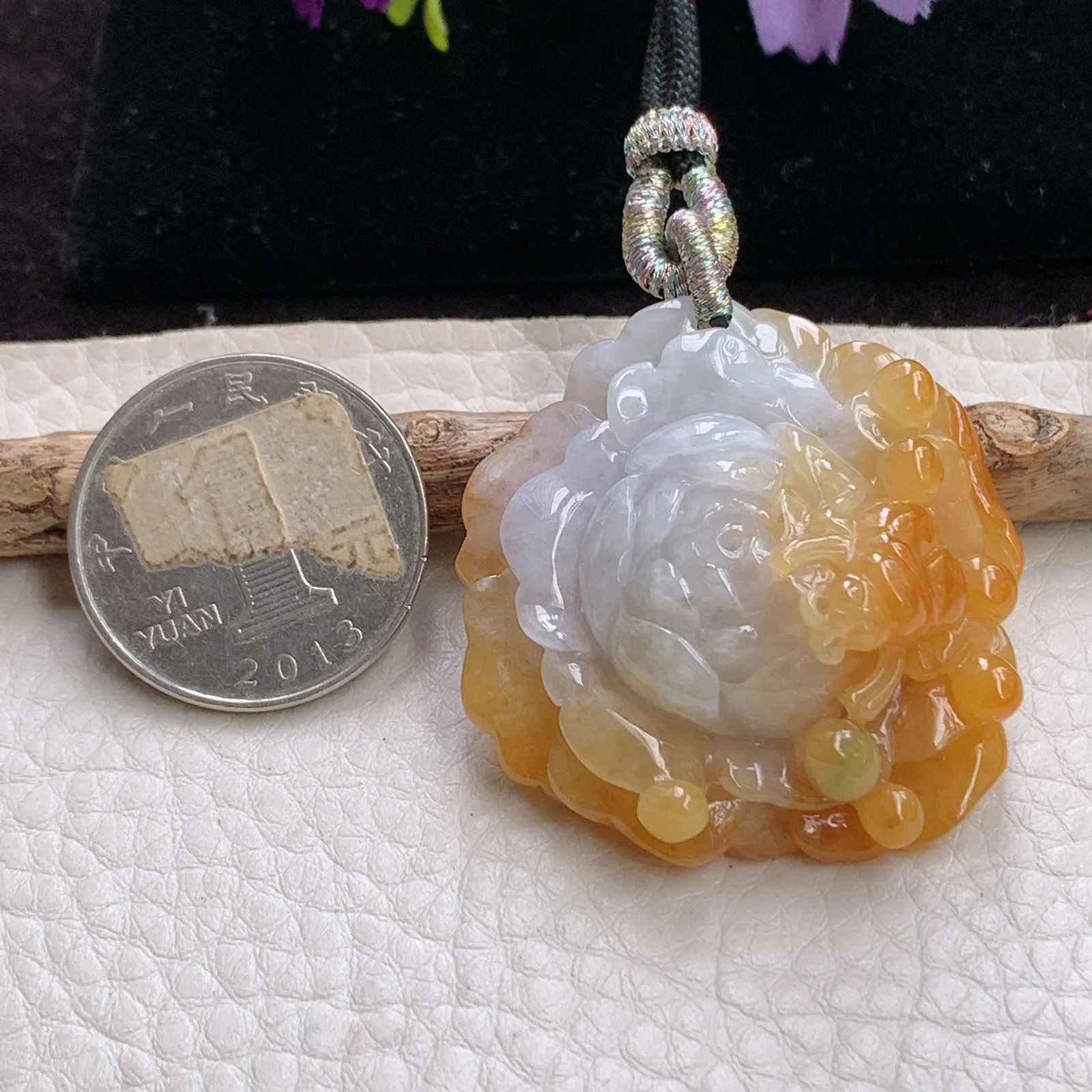 mut实拍38*38.2*15.4缅甸翡翠A货精雕双彩花开富贵玉吊坠 毛衣坠