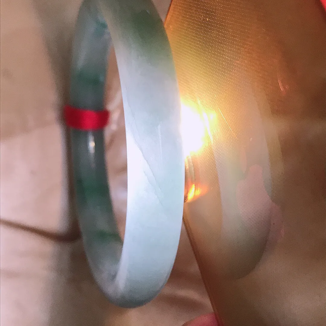 自然光57/10.9/11老坑精美温润飘花胖圆条手镯翡翠玉镯女款百搭