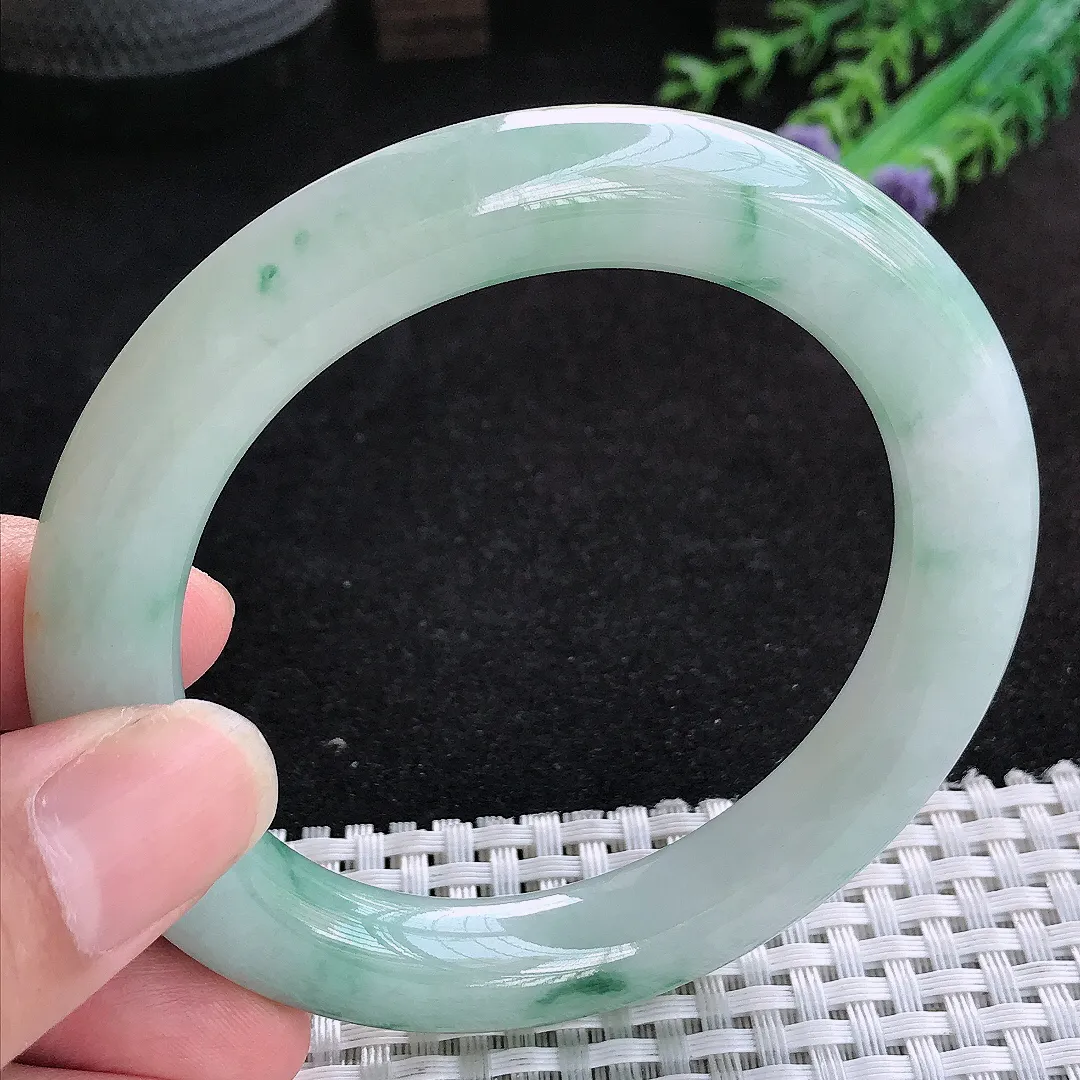自然光57/10.9/11老坑精美温润飘花胖圆条手镯翡翠玉镯女款百搭