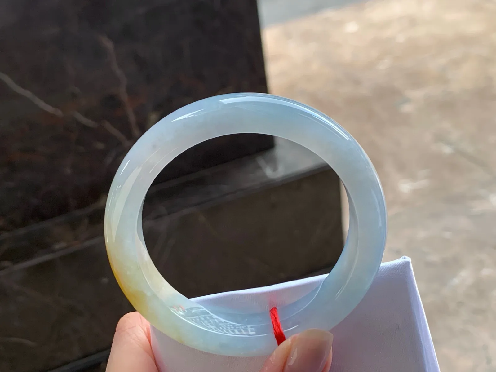 黄翡手镯
独特56.7/13/9.2mm