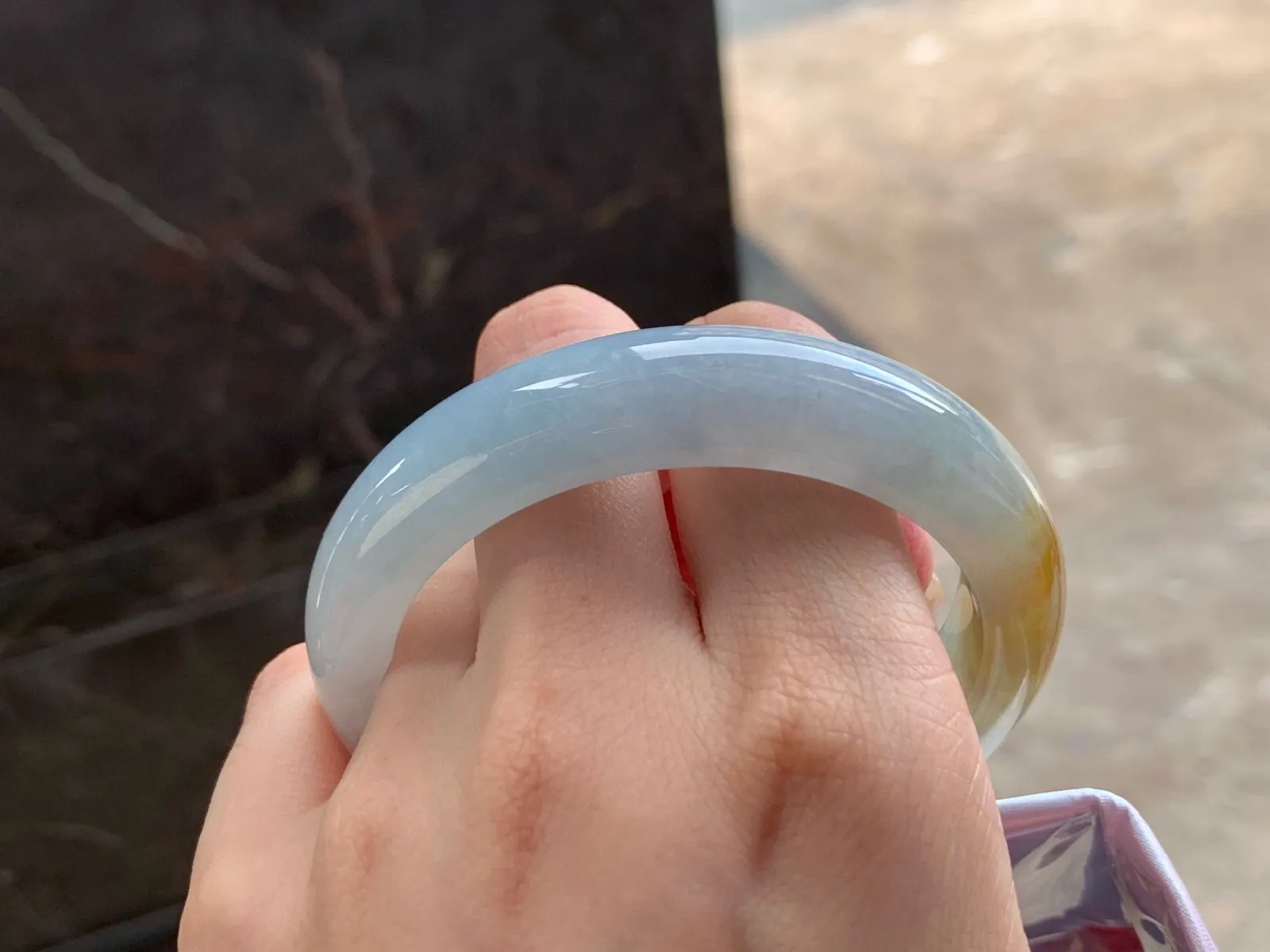 黄翡手镯
独特56.7/13/9.2mm