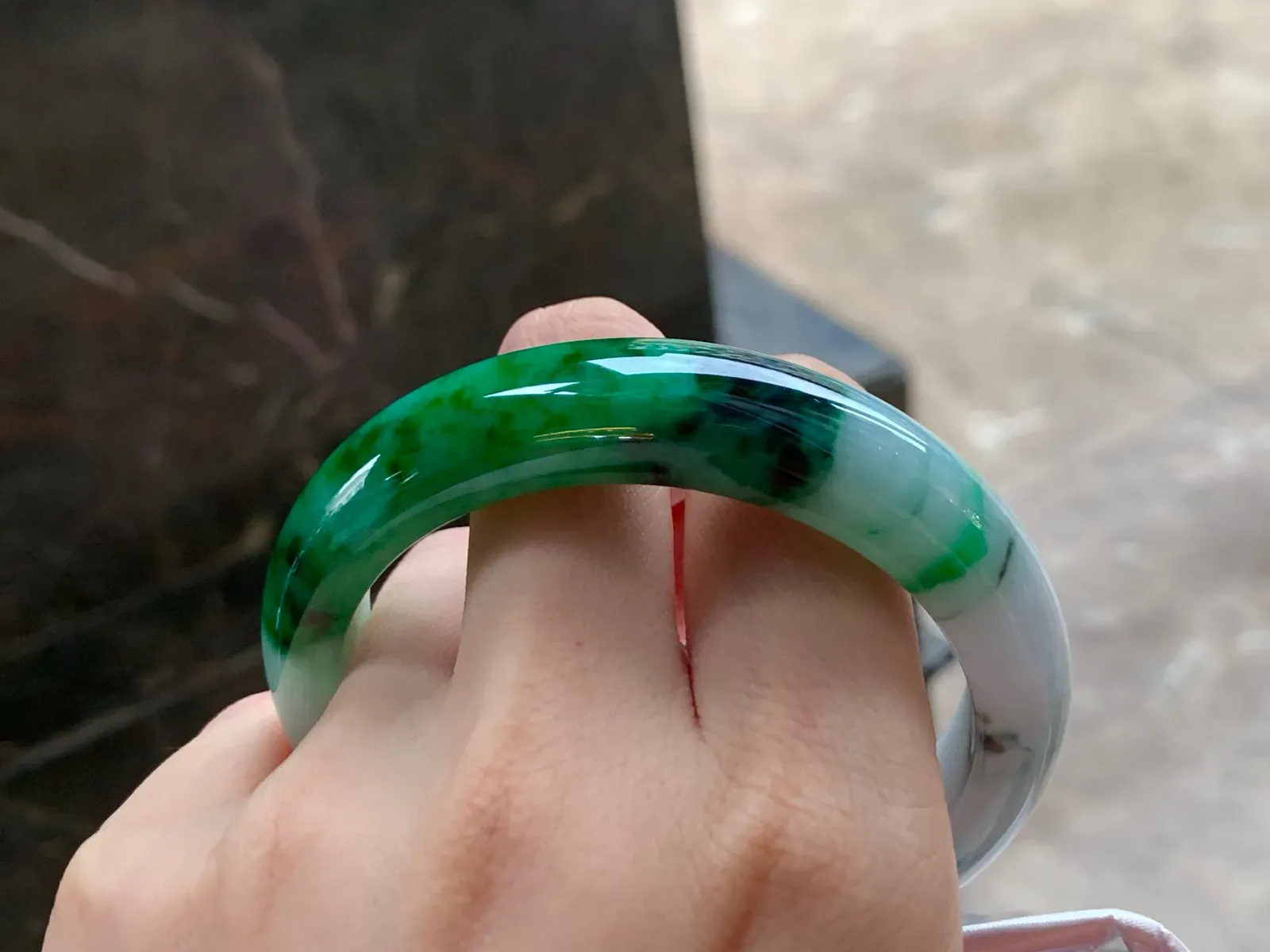 辣绿手镯
细腻独特 56.5/13.6/8.7mm