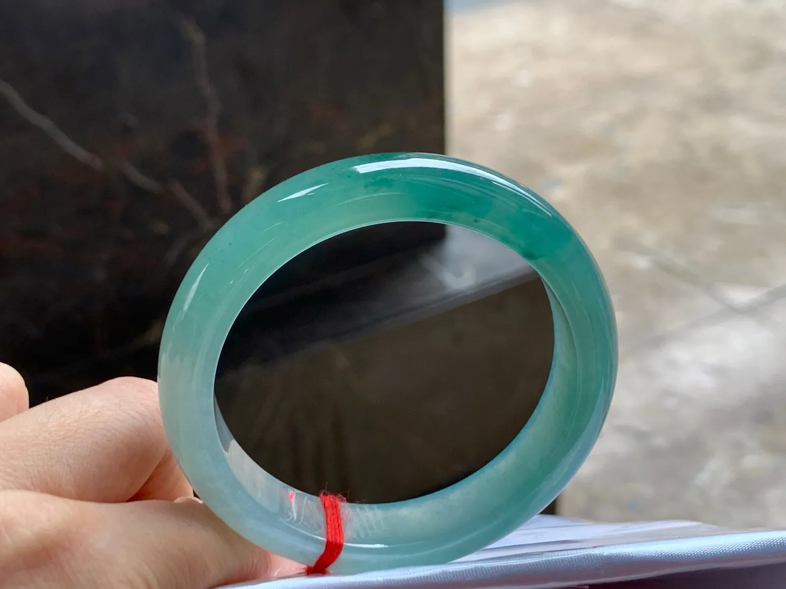 冰油青手镯
种好水足 53.7/12.8/8.2mm