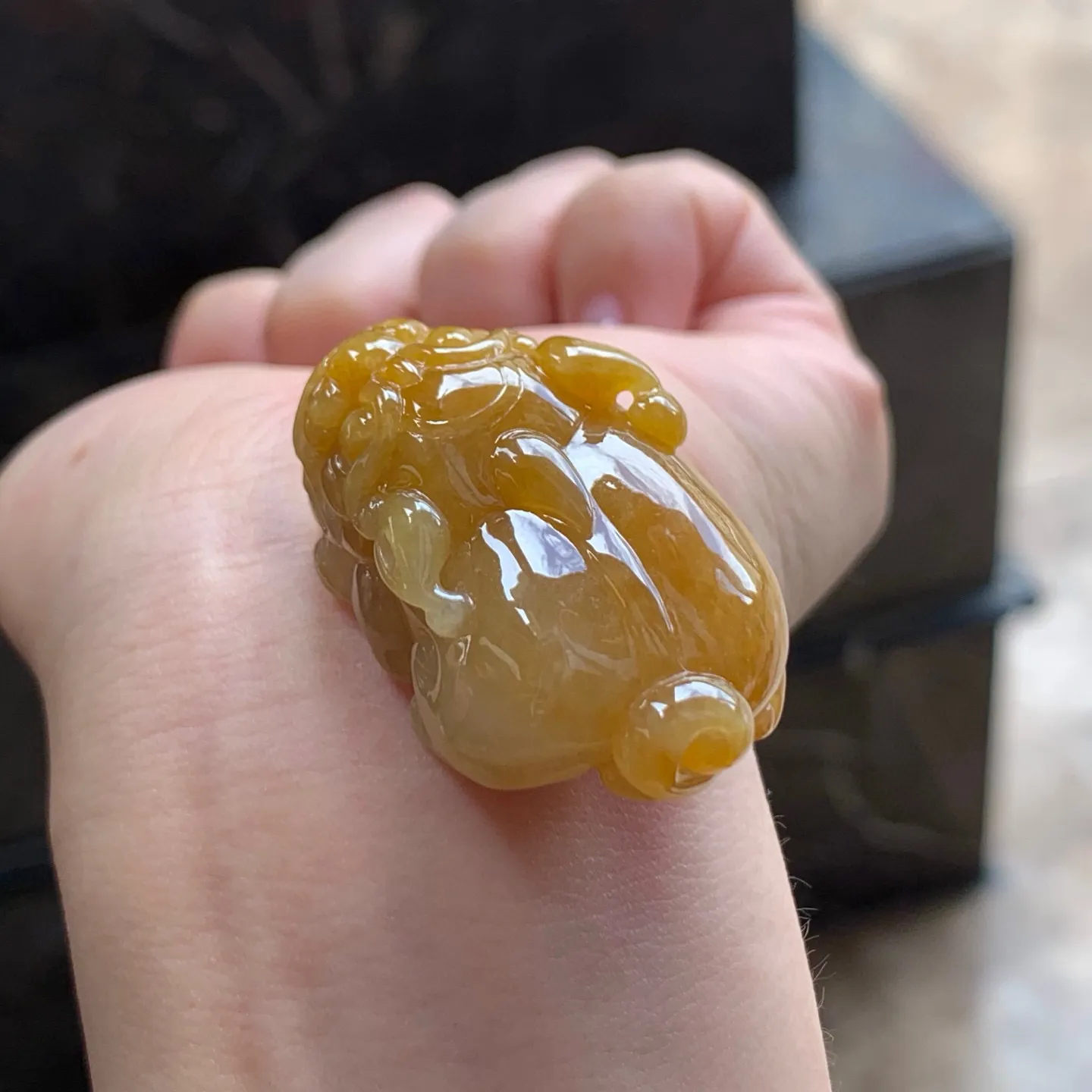 黄翡貔貅
独特